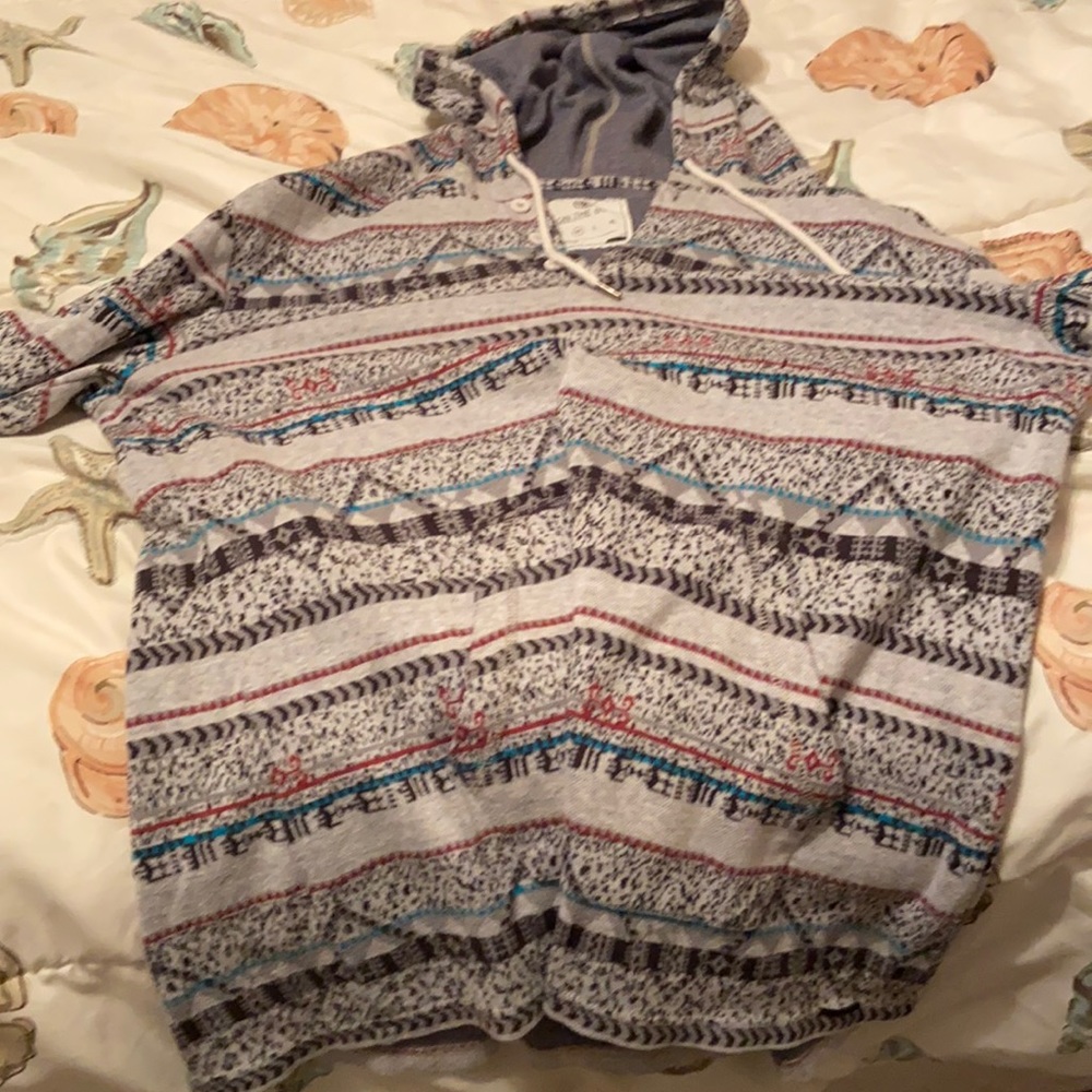 Medium long sleeve light hoodie tribal